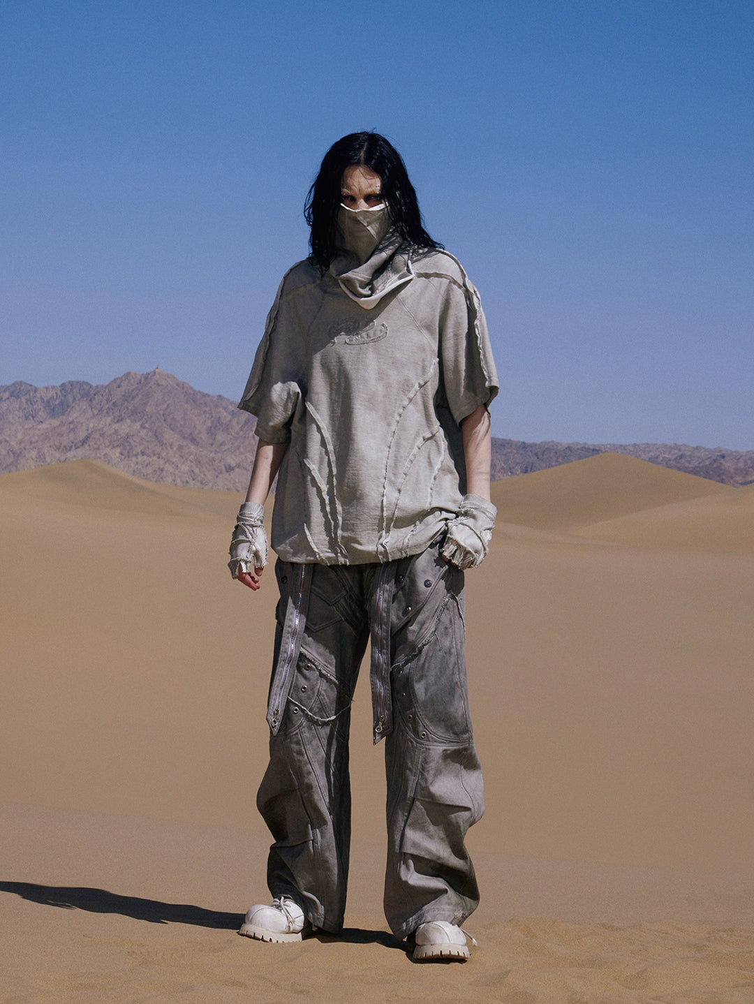 Pantalones de pierna ancha con cremallera dividida deconstruidos 