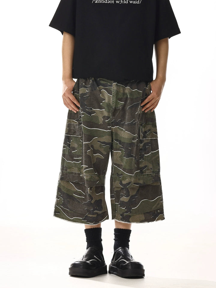Loose Camouflage Cargo Cropped Pants