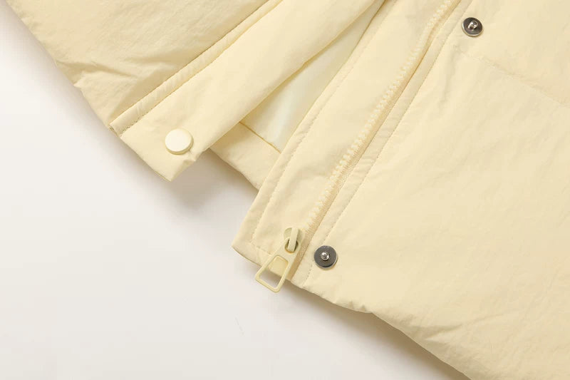 Løs passform ståkrage dunvest 