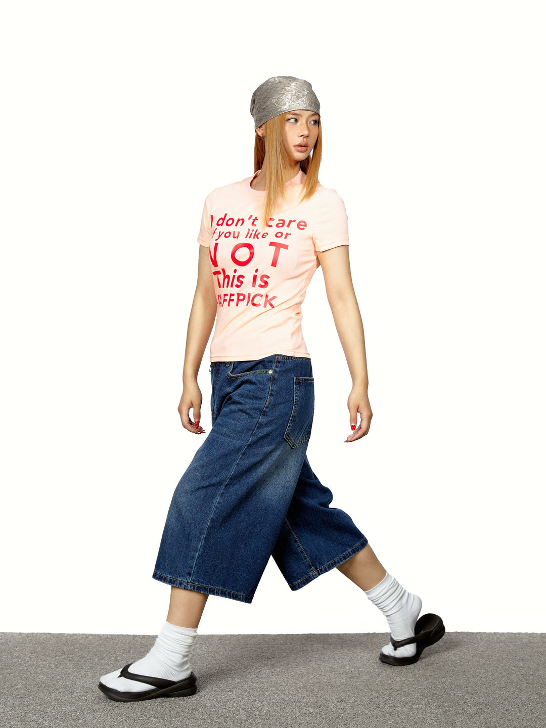 Wide-Leg Cropped Denim Pants