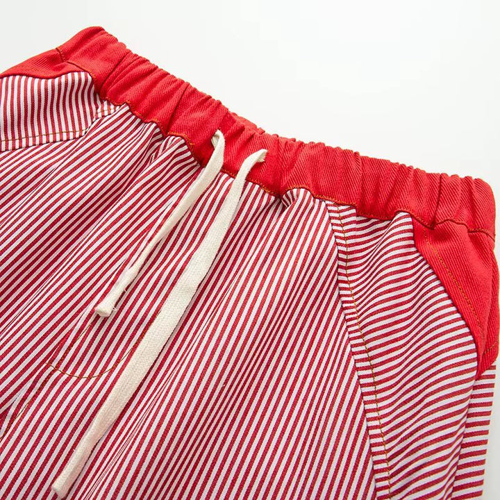 Lässige gestreifte gerade Hose mit Kordelzug 