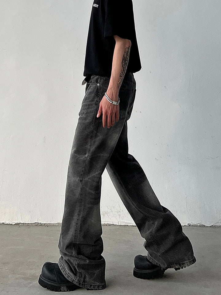 Relaxed Fit Straight-Leg Jeans