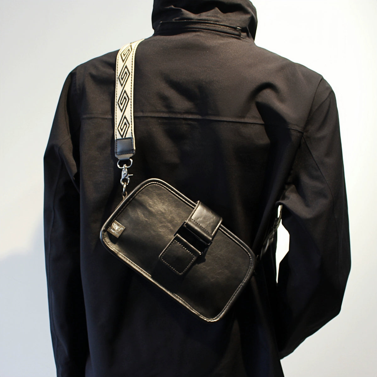 undefined,5926926203325