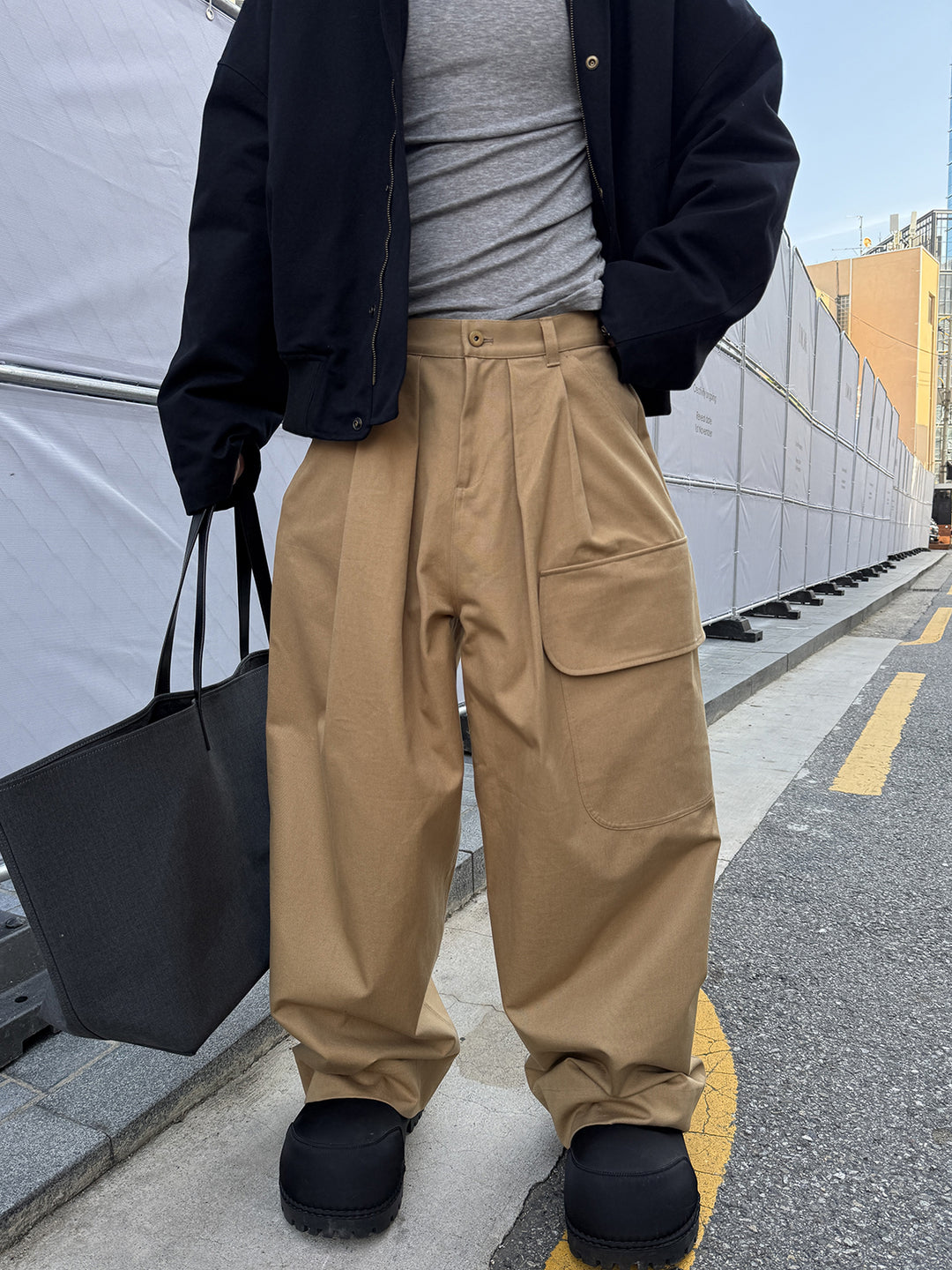 ワイドレッグカーゴオーバーオールパンツ 