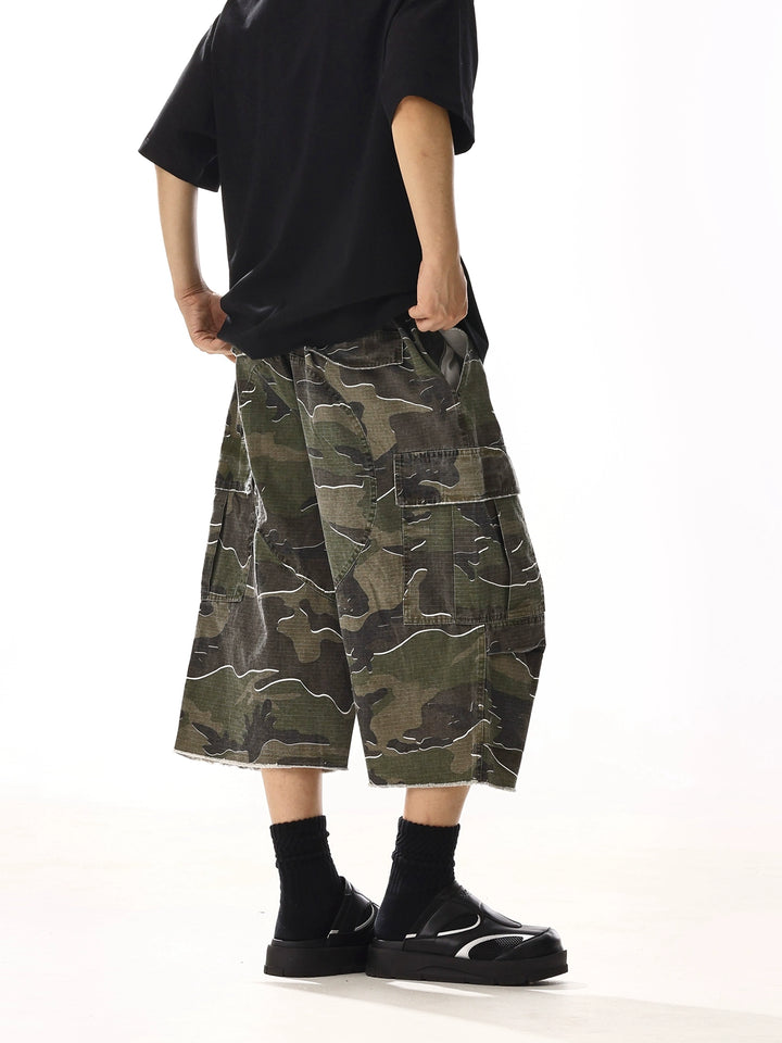 Loose Camouflage Cargo Cropped Pants