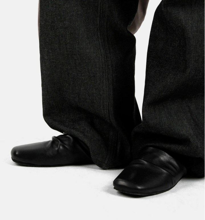 Wrinkled Cowhide Square Toe Closed Mules