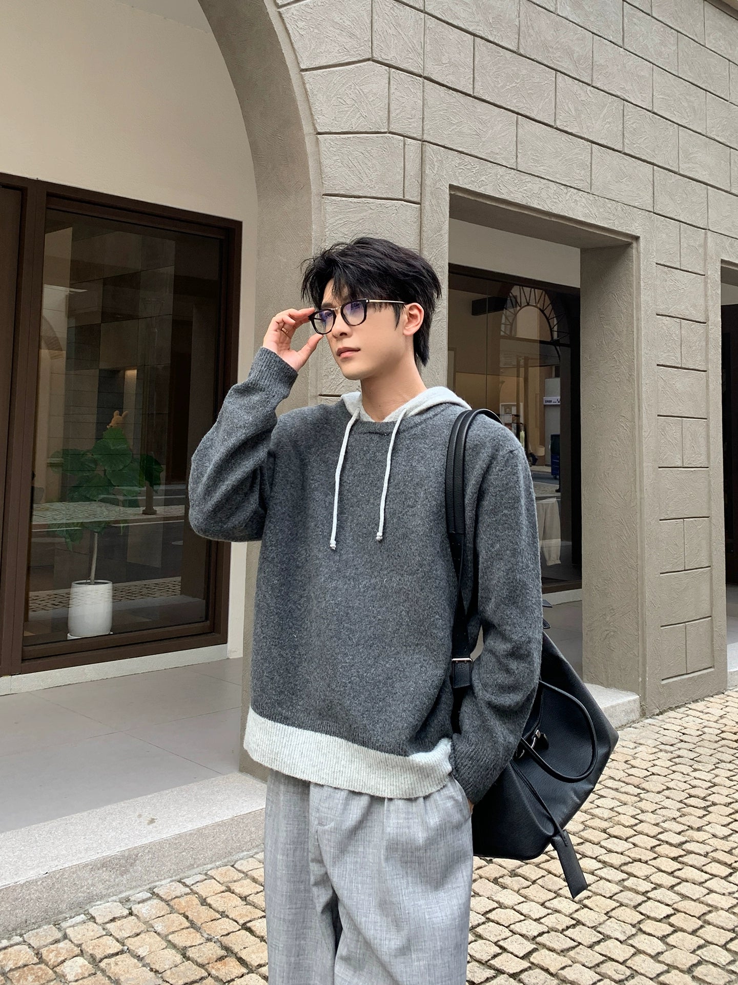 Örgü Kapüşonlu Kazak ve Pantolon Takımı 