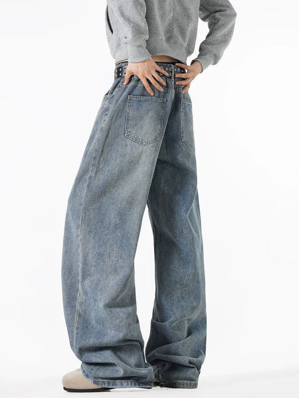 Loose Wide-Leg Curved Blade Jeans