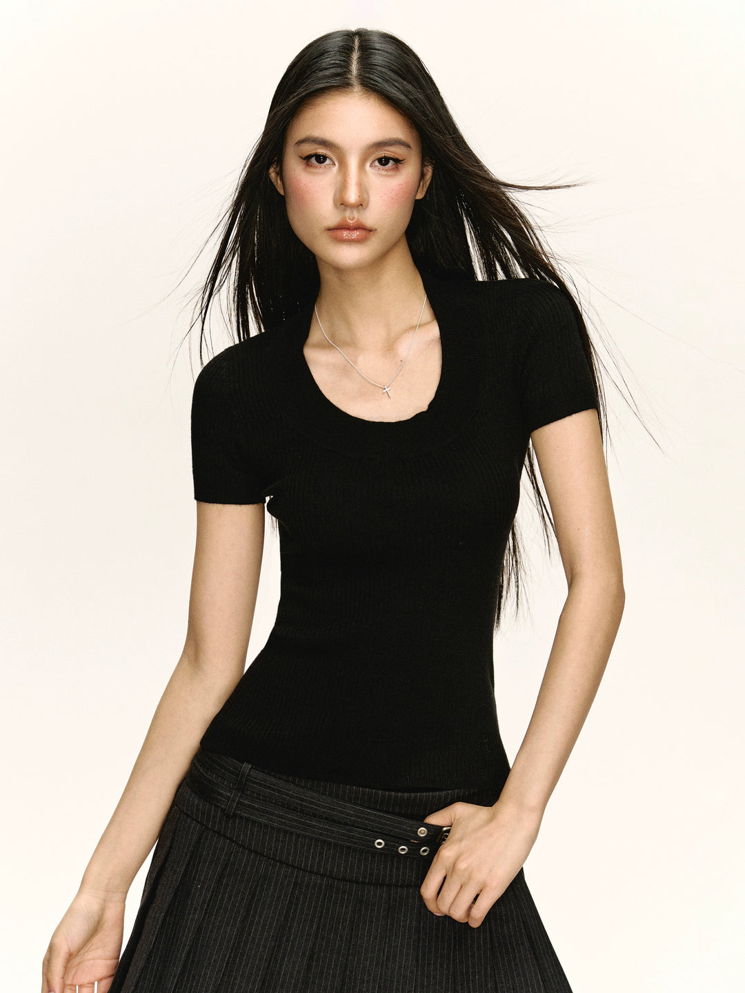 Ribbed Short Sleeve Slim Fit Turtleneck