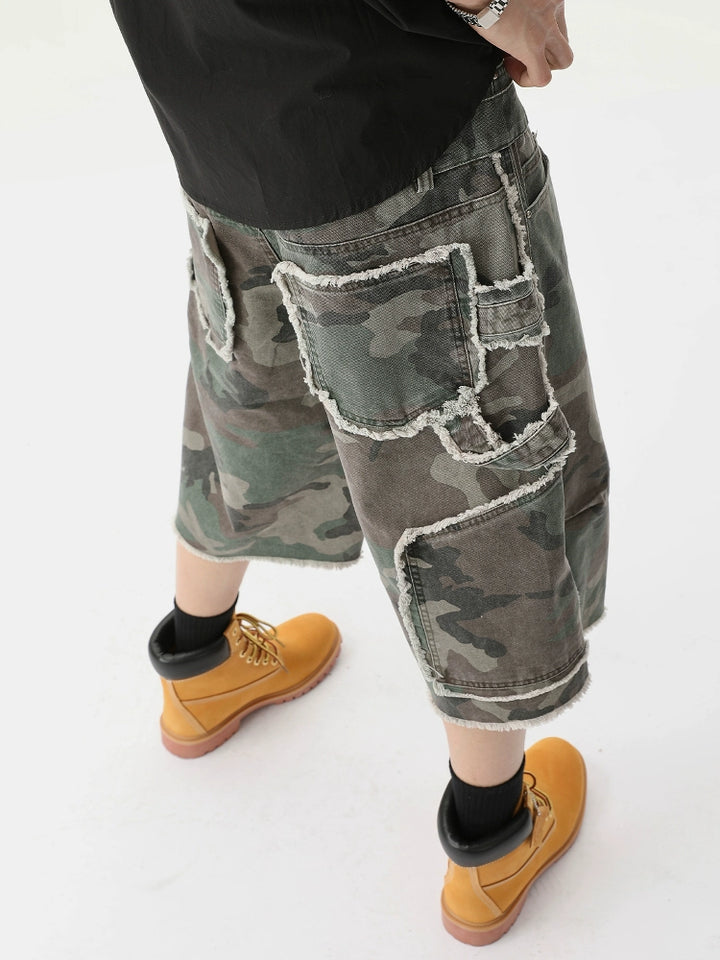 Camouflage Cropped Cargo Shorts