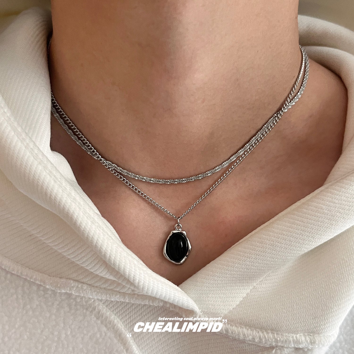 Double-Layered Agate Pendant Necklace