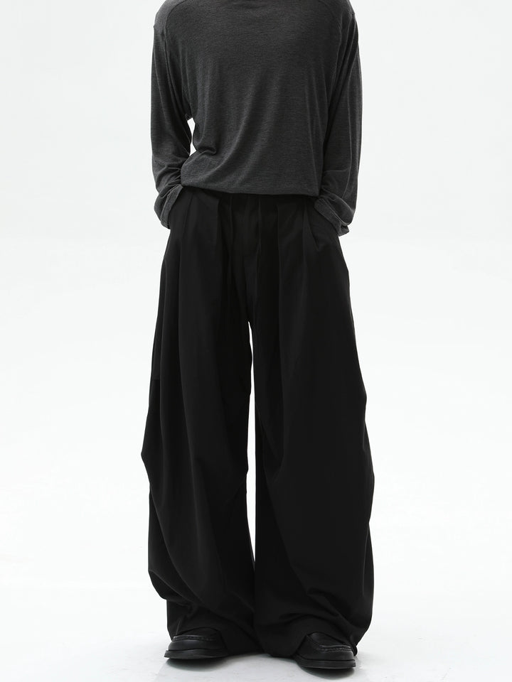 Loose Fit Wide Leg Pleated Pants