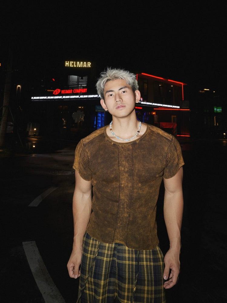 Pruhovaný pletený slim fit top s krátkým rukávem 