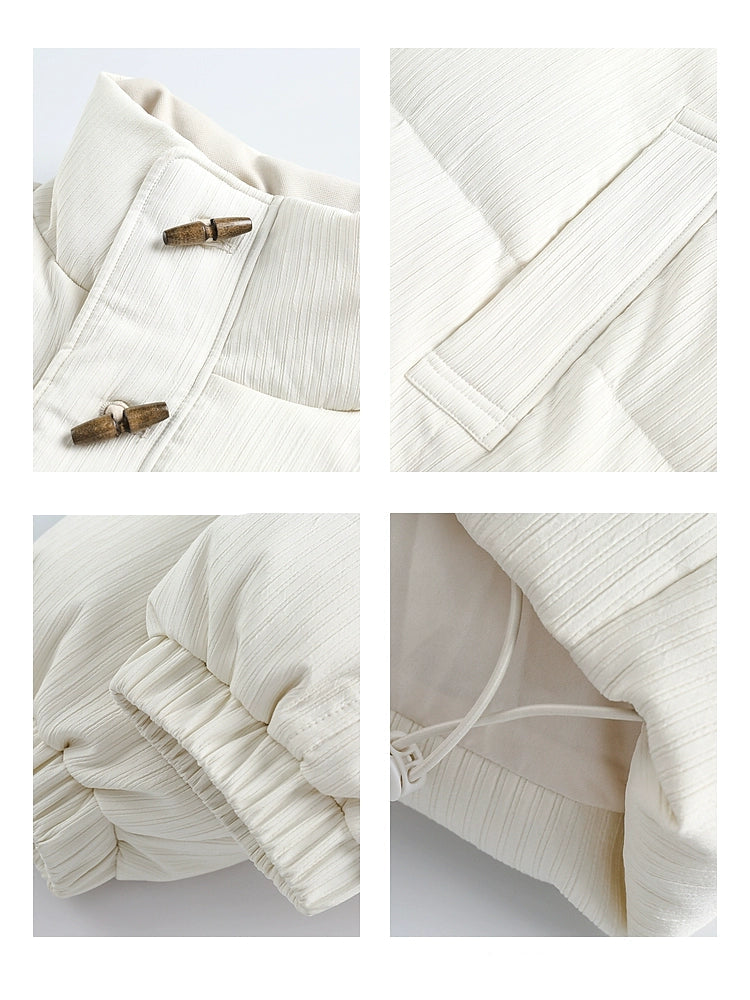 جاكيت مزود بغطاء رقبة عكسي مع زر جرس 