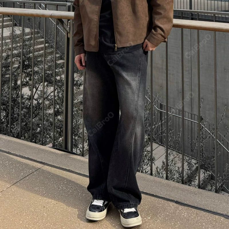 Curved Wash Wide Leg Jeans