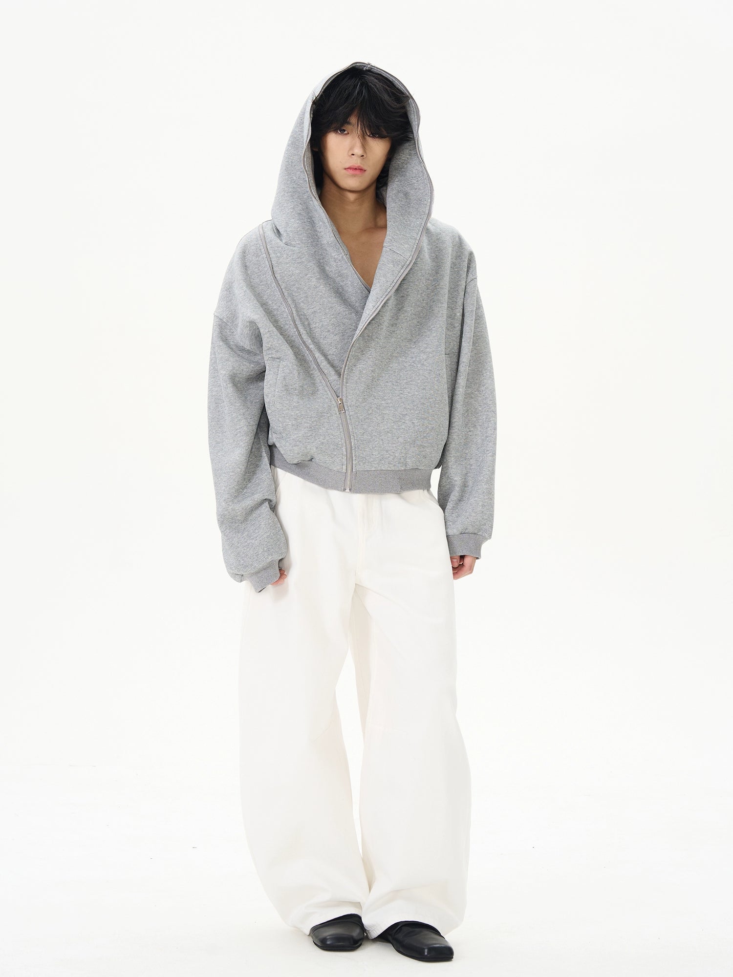 جينز واسع الساق بأسلوب الشارع الرجعي 