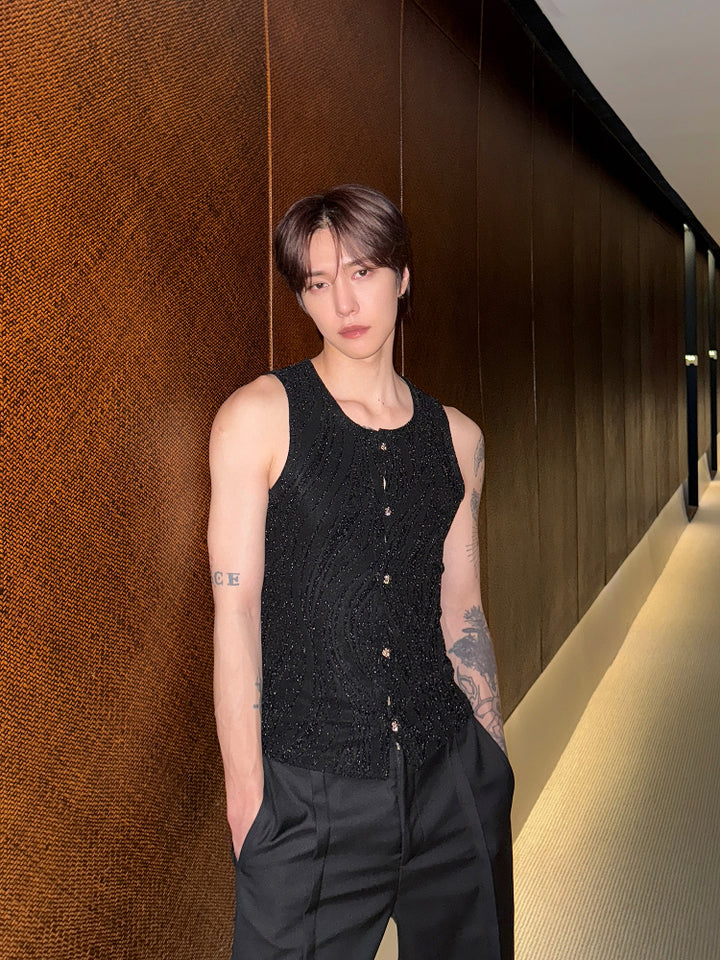 슬림 핏 반짝이는 버튼이 있는 민소매 조끼 