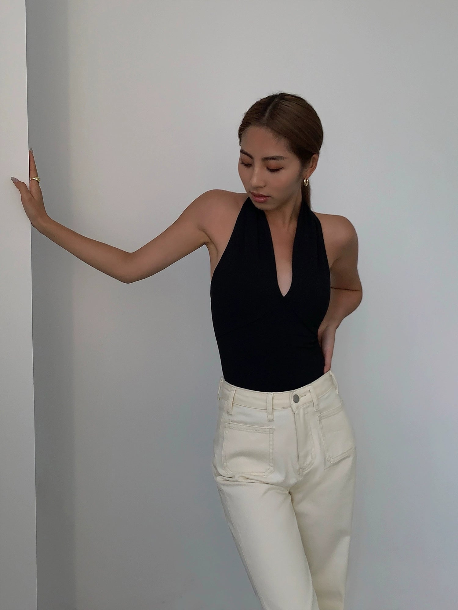 V-neck Halter Slim Fit Tank