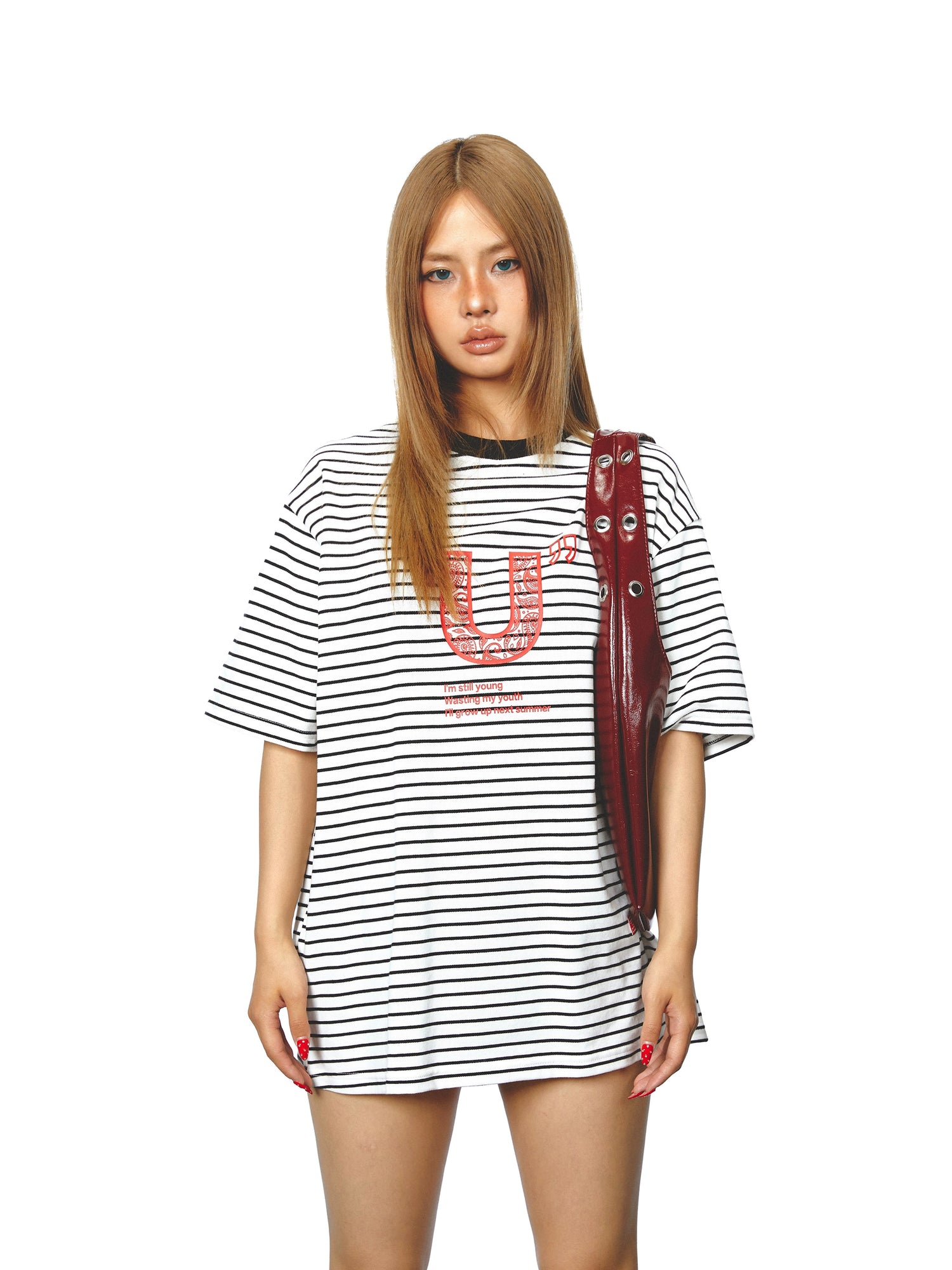 تي شيرت فضفاض بطباعة جرافيك مخطط 