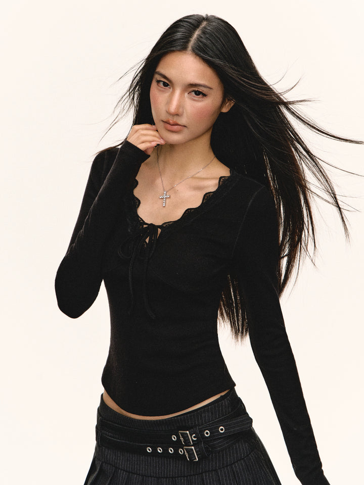 Lace Edge V-neck Knitted Top