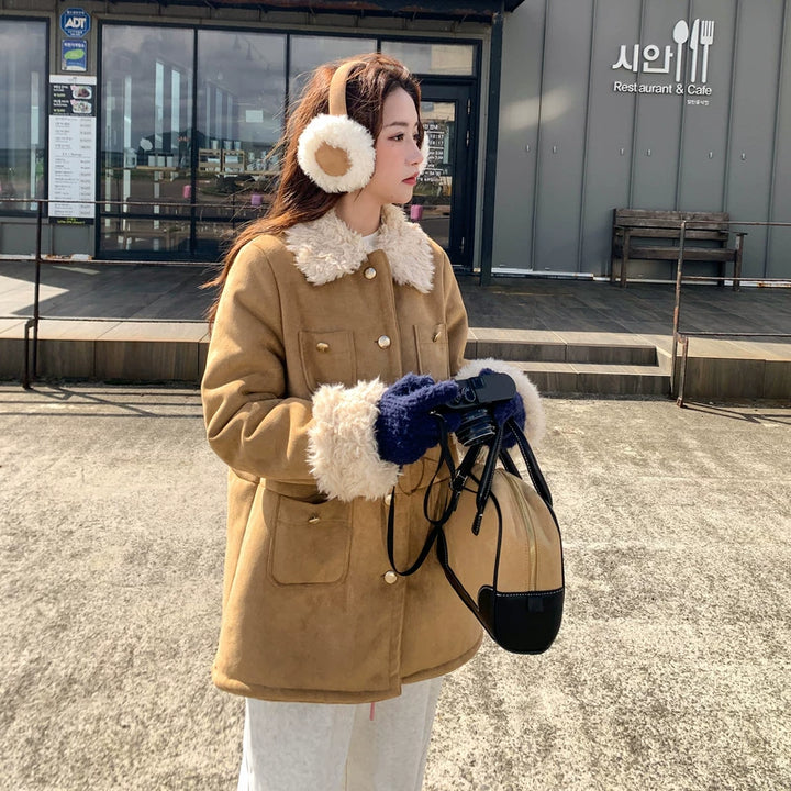 מעיל עם כובע מזויף מצמר 