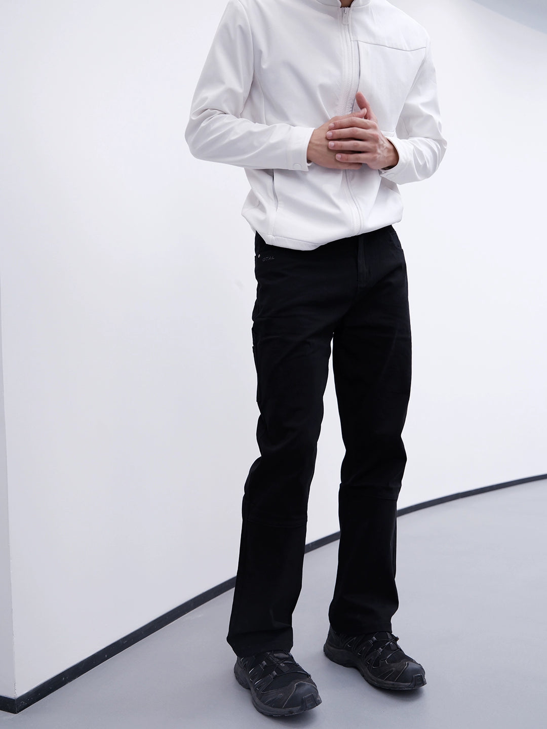 Straight Fit Stretch Cargo Pants