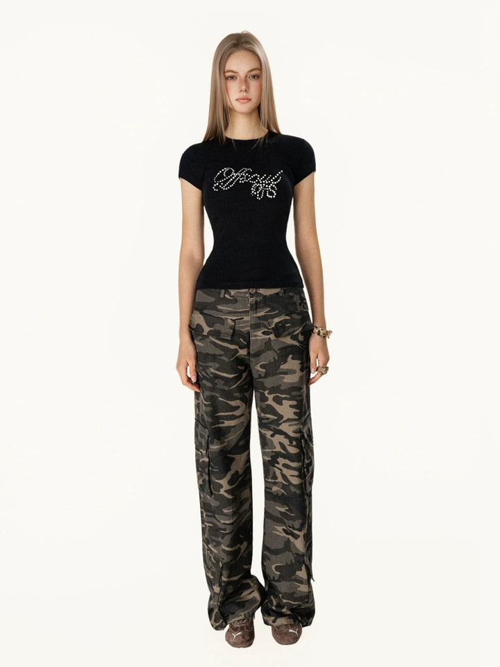 T-shirt à manches courtes slim fit avec perles 