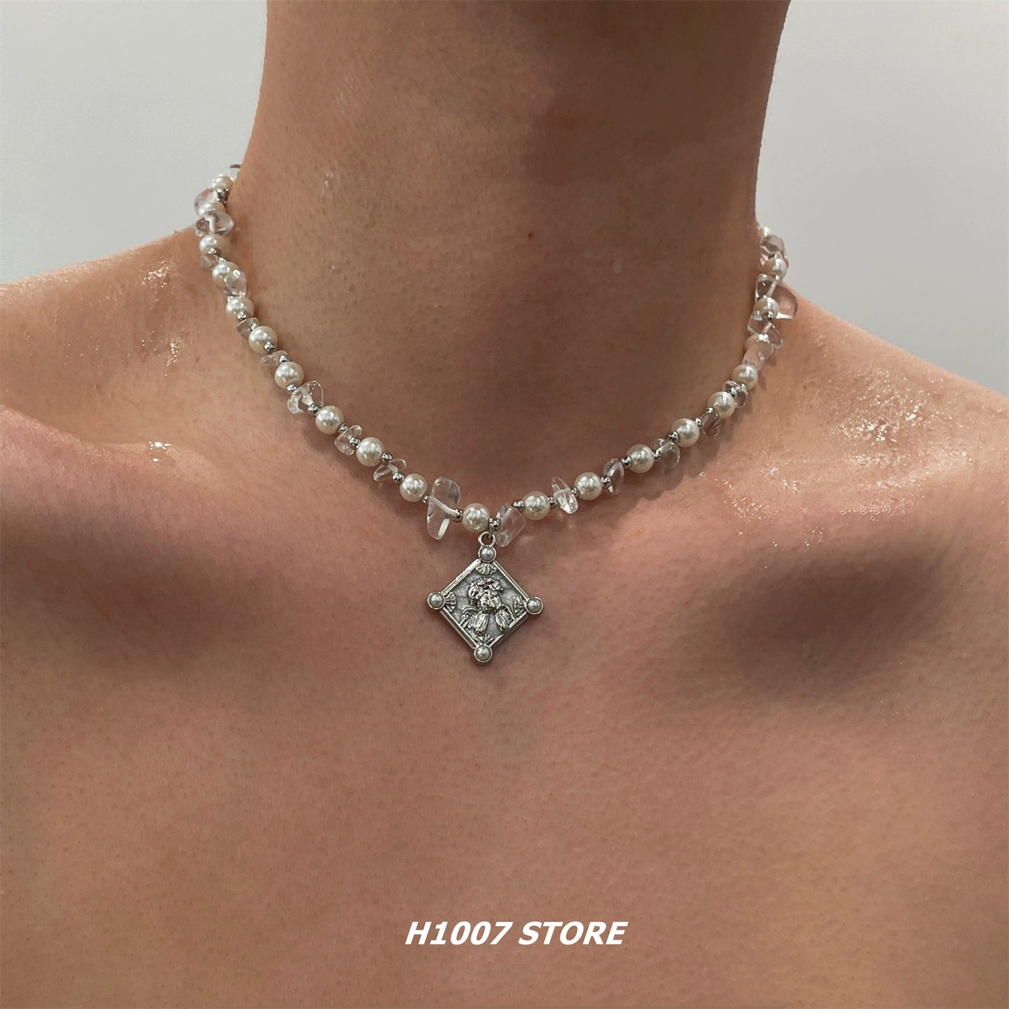 Pearl Bead Pendant Necklace