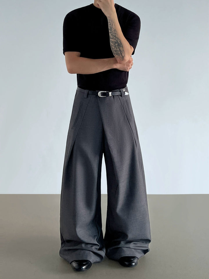 Loose Pleated Wide-Leg Pants