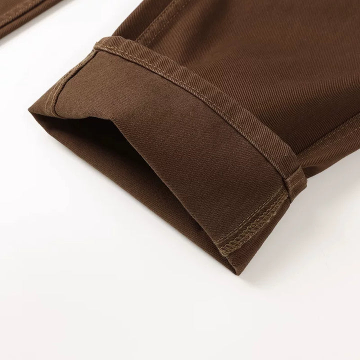 جينز بخصر ضيق بأرجل واسعة بتصميم ريترو 