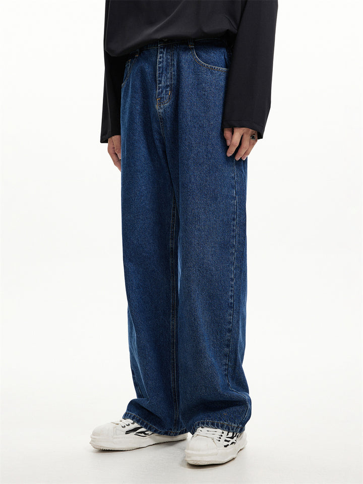 Wide-Leg Baggy Jeans