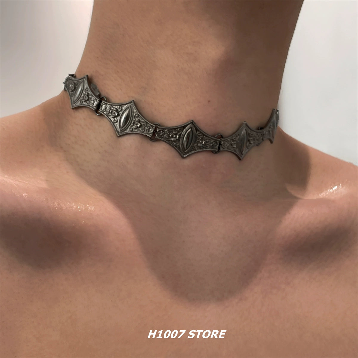 Gothic Pattern Choker