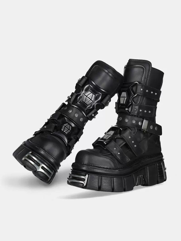 Gothic Nieten Stiefel mit Plattform bis zur Mitte der Waden 