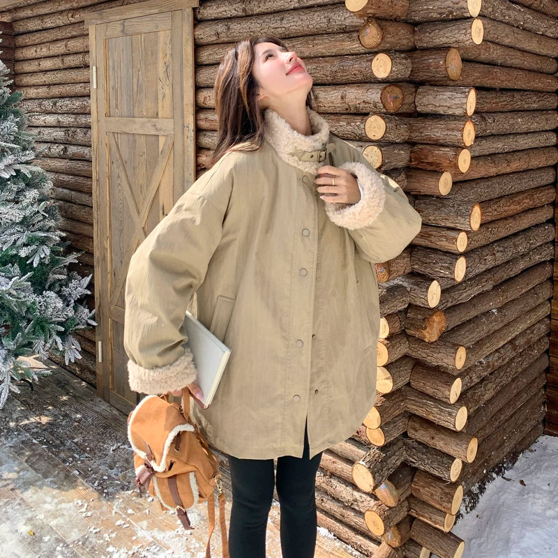 מעיל פוך עם כובע וריפוד צמר כבש 