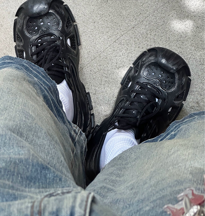 Outdoor Thick-Soled Hole Shoes