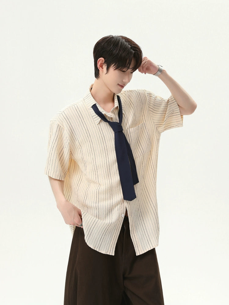 Striped Pleated Short Sleeve Shirt with Tie