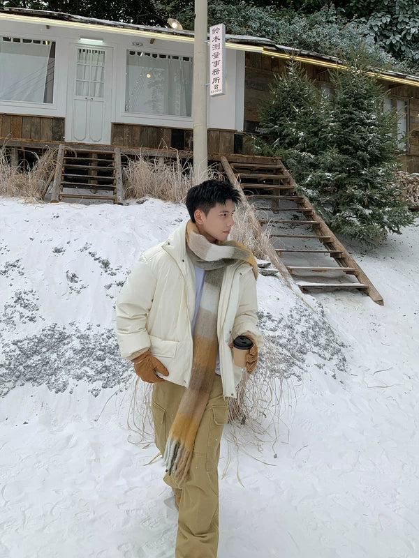 Veste courte en duvet à col montant minimaliste 