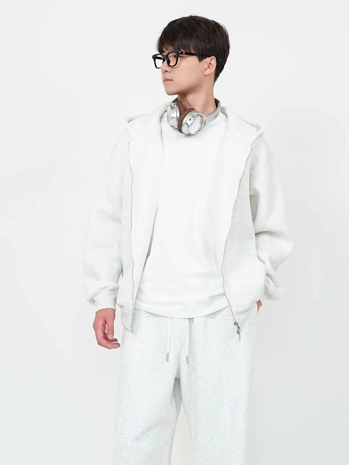 undefined,6081553587413,6081553587414,6081553587415,6081553587416,6081553587417