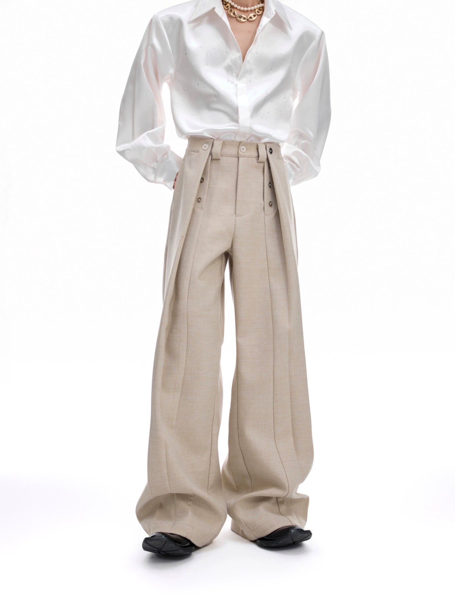 بنطال واسع مستقيم مطوي مفكك 