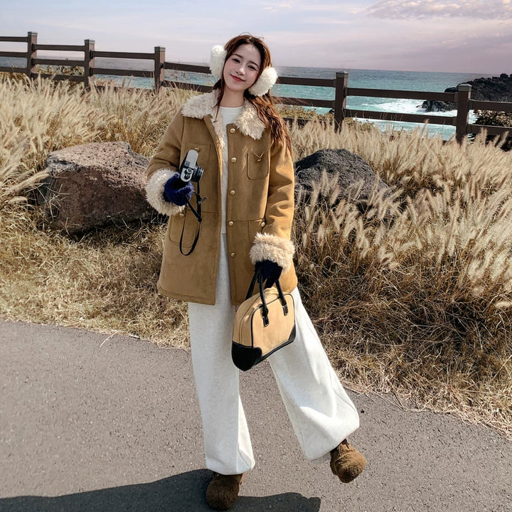 מעיל עם כובע מזויף מצמר 