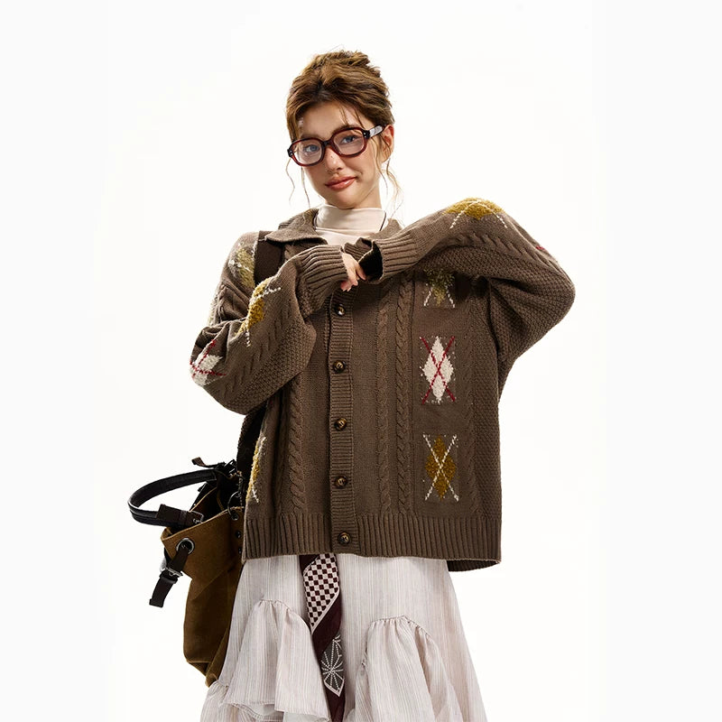 Diamond Pattern Cable Knit Cardigan