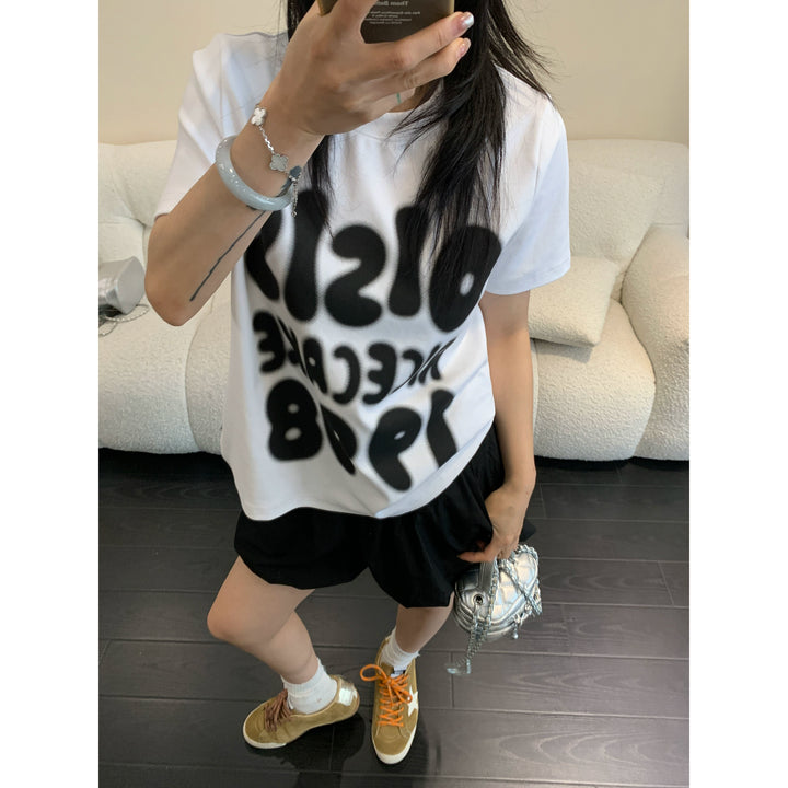 T-shirt à manches courtes décontracté avec imprimé lettre et col roulé 
