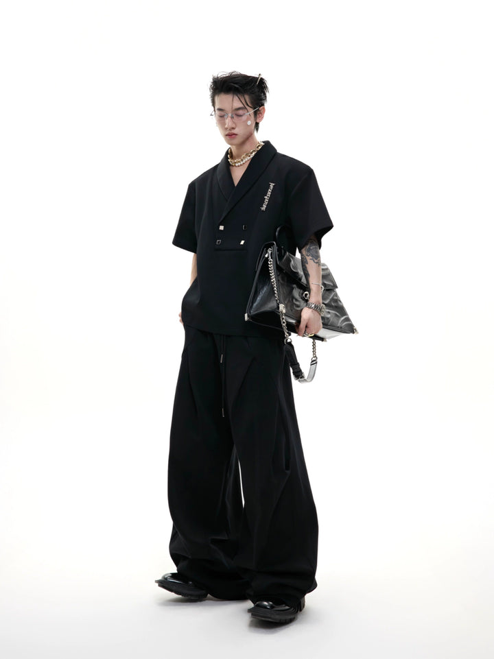 Conjunto de pantalones plisados de manga corta con escote en V 