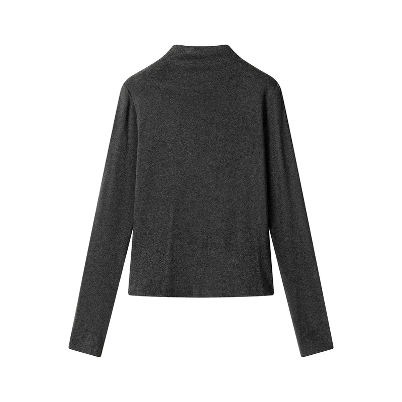 Top de punto ajustado con cuello alto 