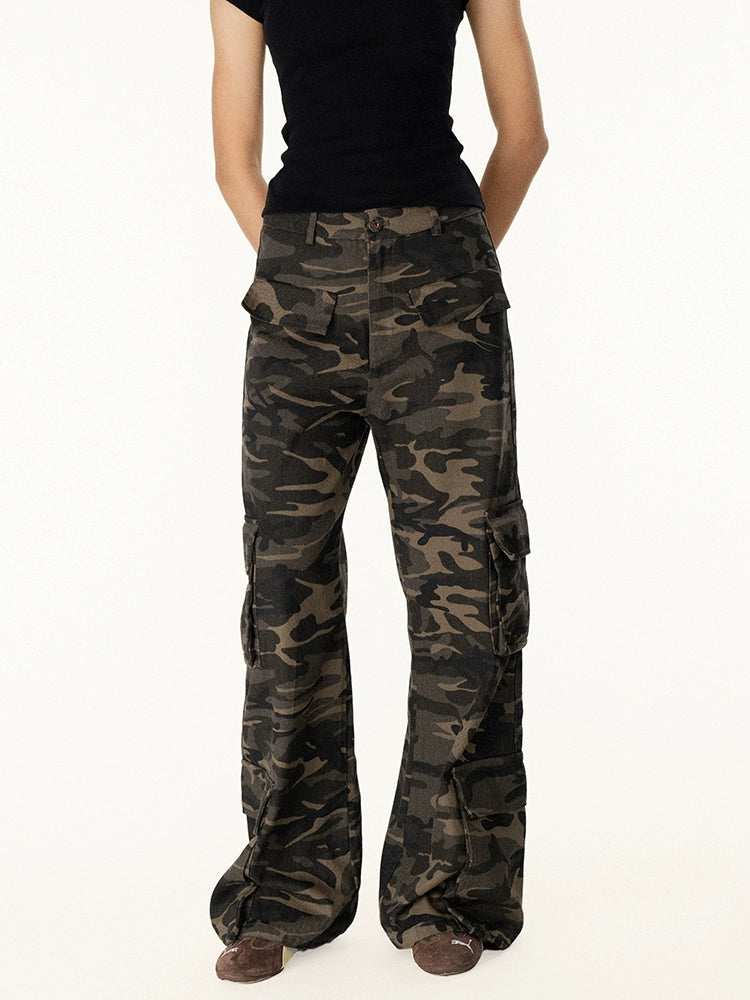 Loose Fit Camouflage Cargo Flared Pants