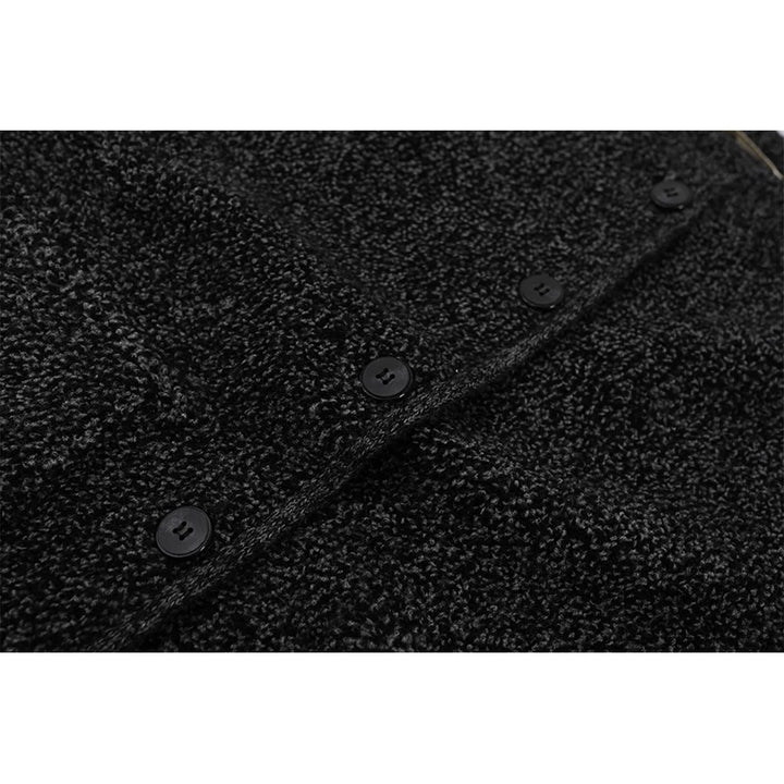 סוודר קרדיגן סרוג מפליז עם כפתורים בחזית 