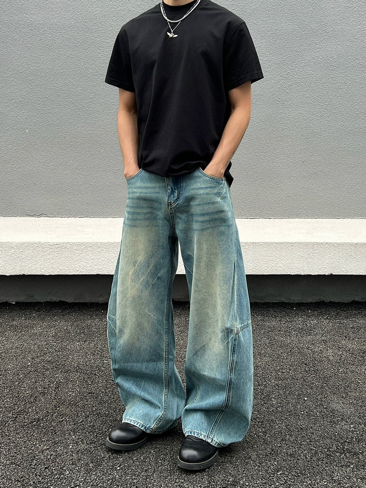 Slidt bredbenet løstsiddende jeans 