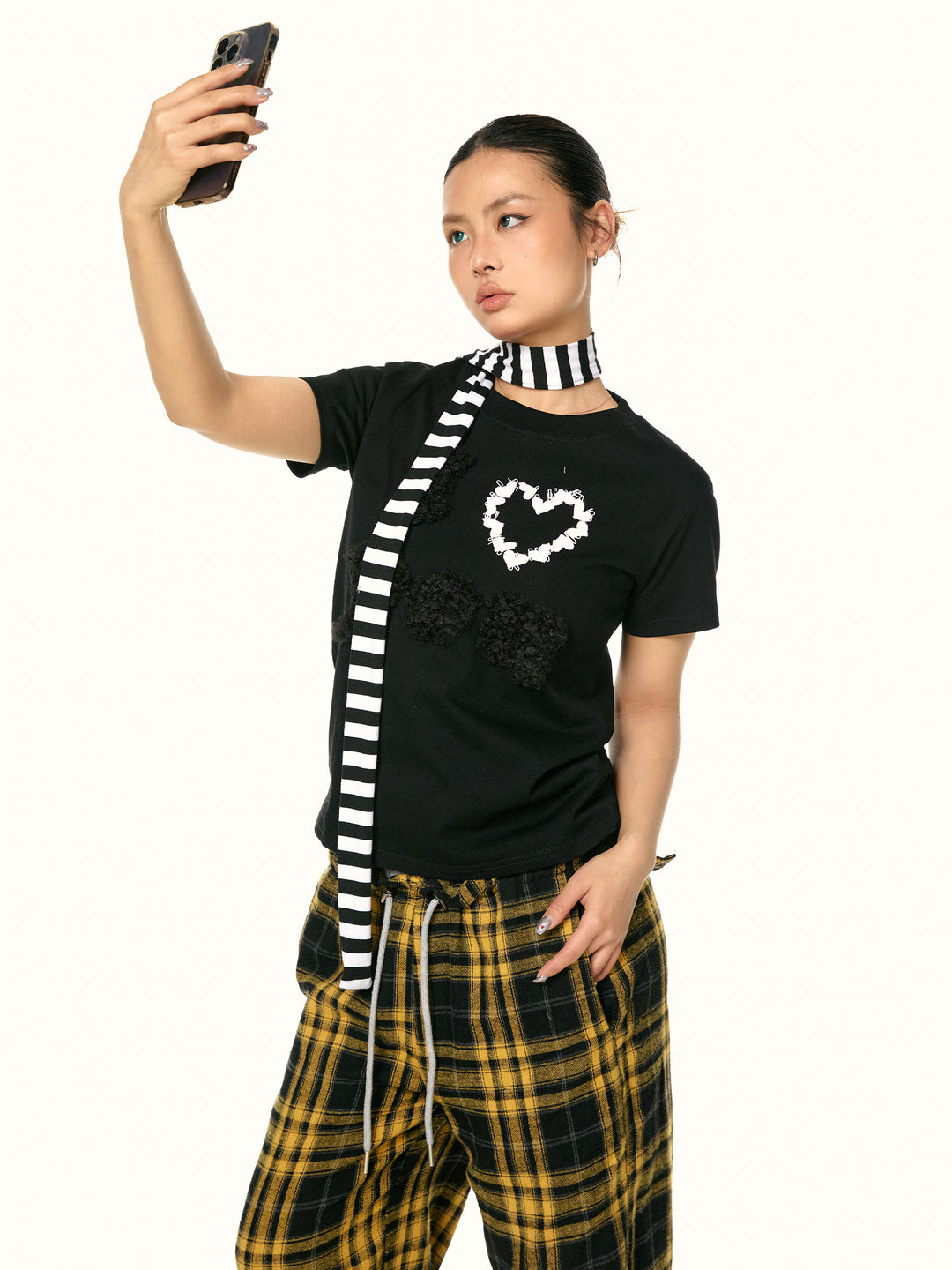Plush Embroidered Heart Cotton T-shirt