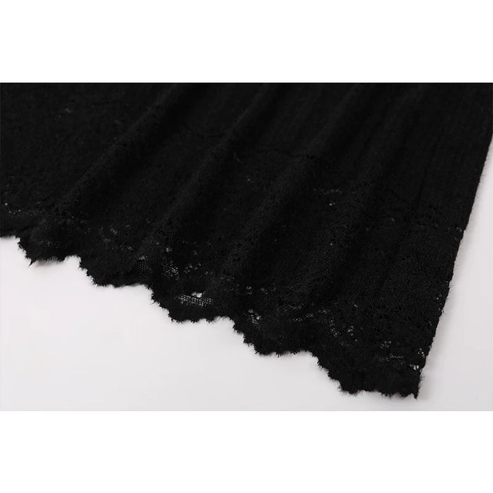 Blusa de manga larga con cuello de encaje y volantes 