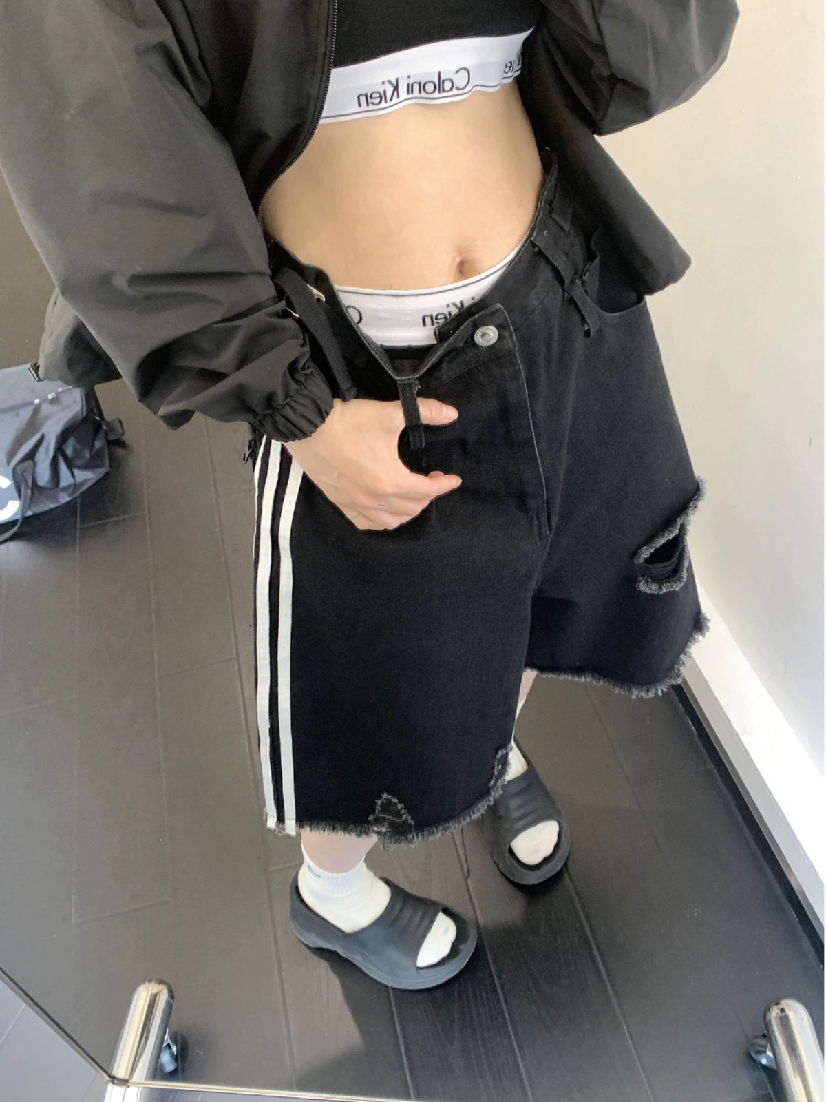 Distressed Loose Fit Denim Shorts